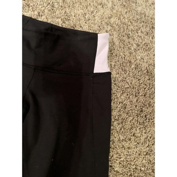 Lululemon Brand Women’s Embody Crop Luon Material Yoga Cropped Tights size 6 EUC - Picture 5 of 12